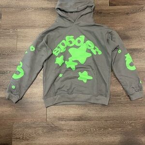 SP5DER Beluga Slate Grey Hoodie in size M
